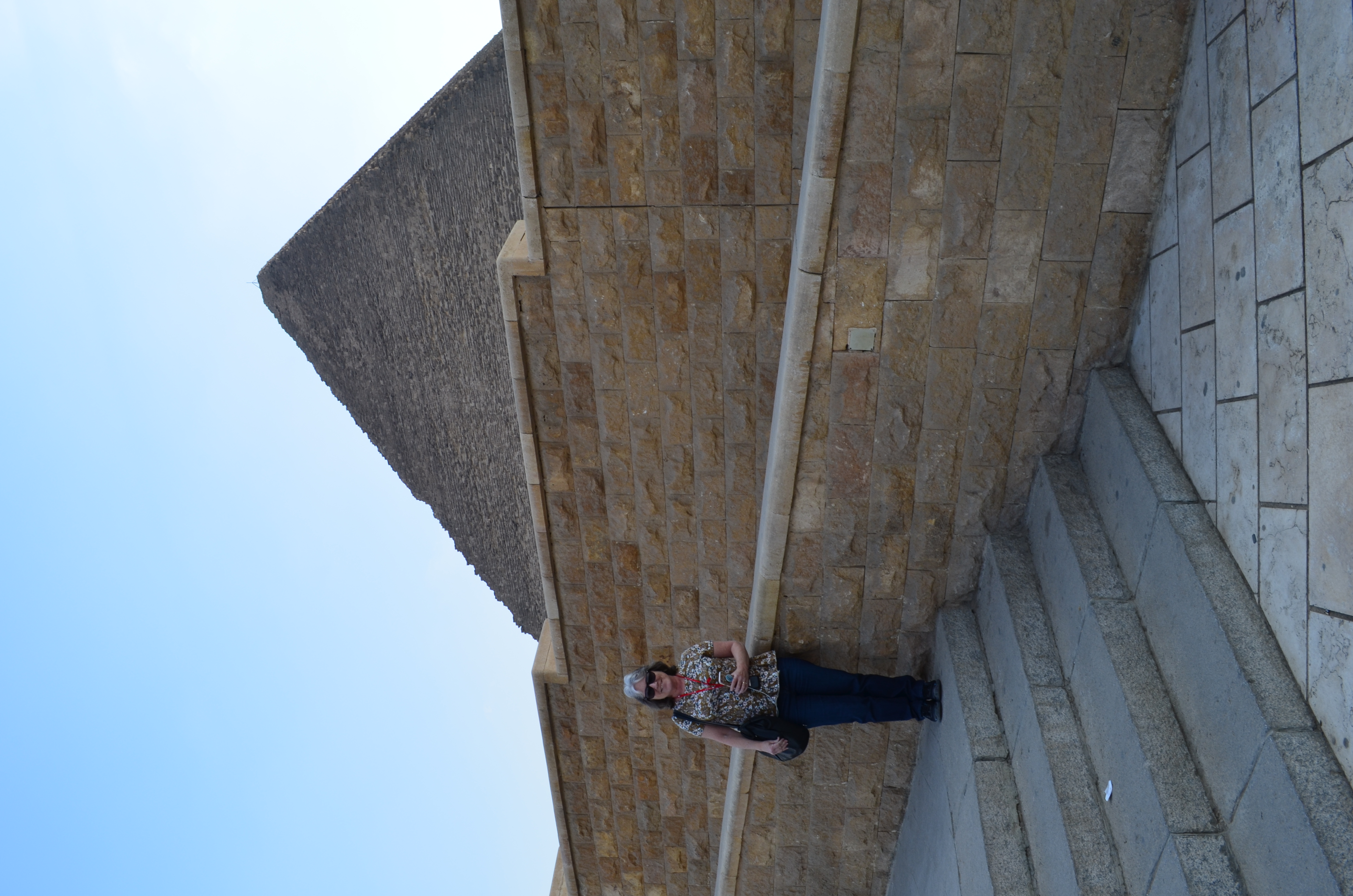 ./2018/16 - Egypt/03 - Pyramids/DSC_0204.JPG